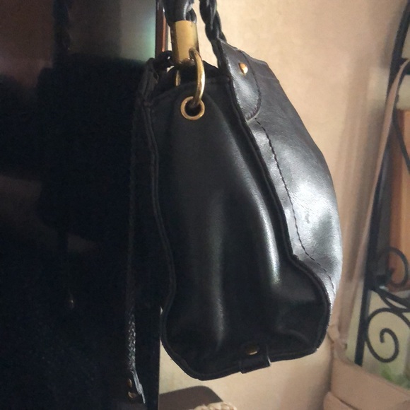 Relic - Picture 7 of 13